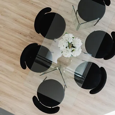 2 Bedroom Penthouse Loft - Whirlpool - Terrasse - Wifi - Zentral - Kueche - Kaffee - Parkhaus Wiesbaden