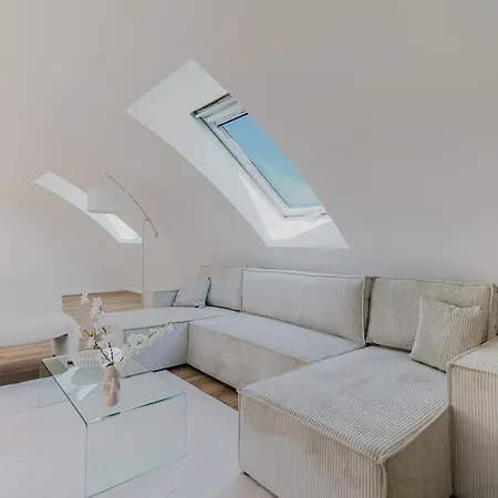2 Bedroom Penthouse Loft - Whirlpool - Terrasse - Wifi - Zentral - Kueche - Kaffee - Parkhaus * 비스바덴